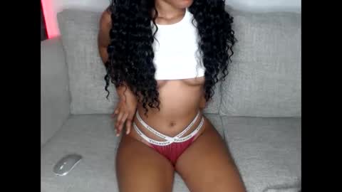 Snapshot of shy_baddie chatting on 06-10-26, 11:35 Sheril online show from 06-10-26, 11:35