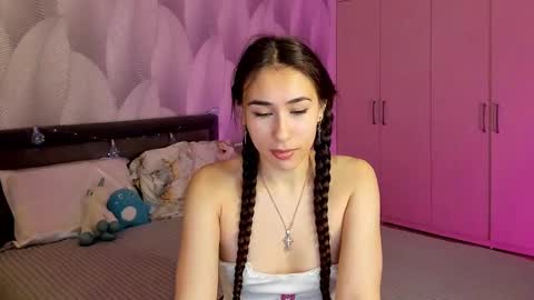 Mika online show from 12-08-24, 02:07