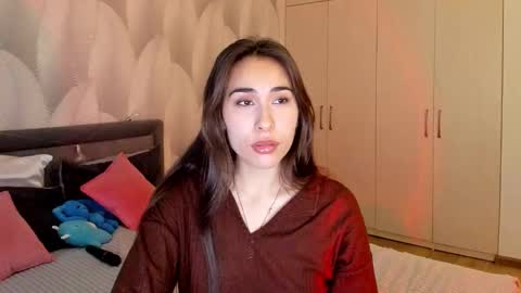 Mika online show from 11-05-25, 01:49