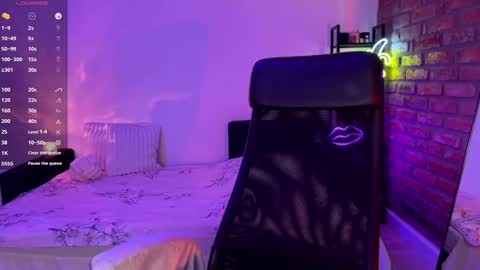 Alice online show from 11-25-25, 10:54