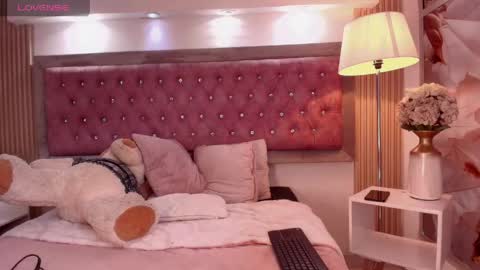 cherry online show from 04-14-26, 03:18