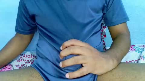 Snapshot of shy_eyes_ chatting on 02-22-25, 02:19 shyeyes online show from 02-22-25, 02:19