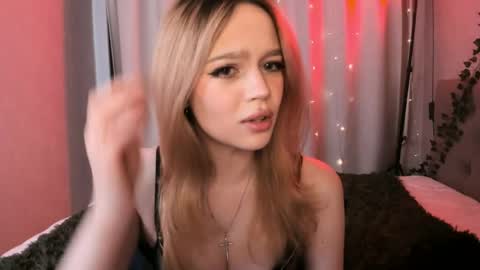 Snapshot of shy_meowmegan chatting on 03-26-26, 08:58 Megan 3 online show from 03-26-26, 08:58