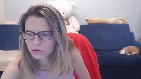 Snapshot of shy_moony chatting on 02-05-26, 06:12 just Alex online show from 02-05-26, 06:12