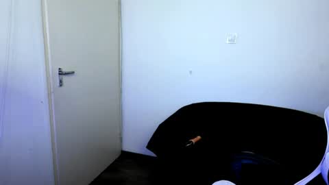 shy_nerd_babyy online show from 07-27-26, 02:02