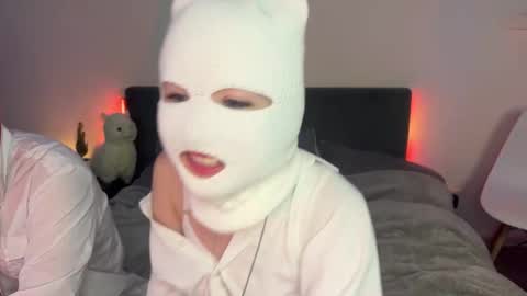 Snapshot of shy_pimps chatting on 11-10-25, 04:39 Shy pimps online show from 11-10-25, 04:39