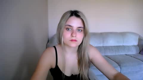 shy_sabrina_ online show from 05-06-26, 02:22