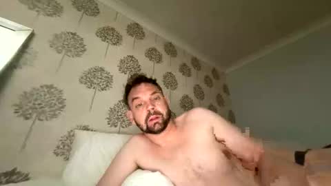 Snapshot of shyb49 chatting on 05-28-26, 01:41 shyb49 online show from 05-28-26, 01:41
