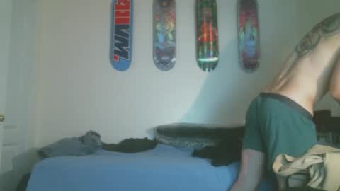 shyboyhugecum2020 online show from 05-09-26, 04:39