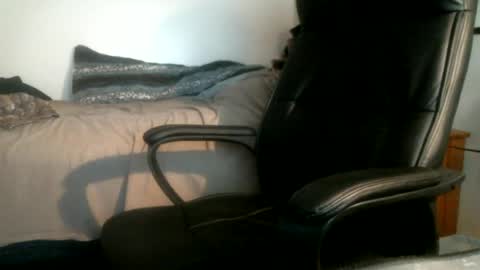 shyboyhugecum2020 online show from 06-26-26, 03:22