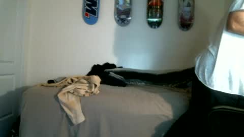 shyboyhugecum2020 online show from 07-01-26, 03:41