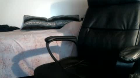 shyboyhugecum2020 online show from 07-21-26, 01:30