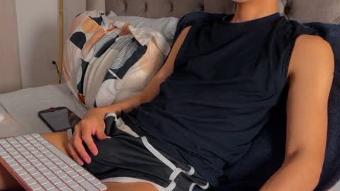 shydude666 online show from 12-17-25, 07:31