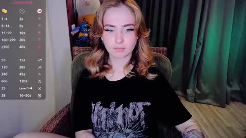 Effie online show from 12-21-25, 10:11