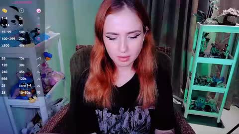 Effie online show from 04-19-26, 02:16