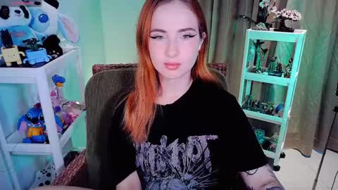 Effie online show from 05-17-26, 06:33