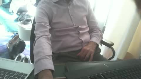 Snapshot of shyfrenchcock chatting on 11-10-25, 10:58 shyfrenchcock online show from 11-10-25, 10:58