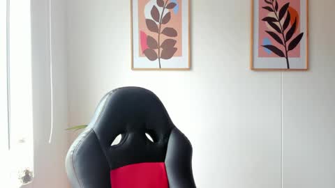 Snapshot of shylittlebunny chatting on 06-04-26, 03:29 shylittlebunny online show from 06-04-26, 03:29