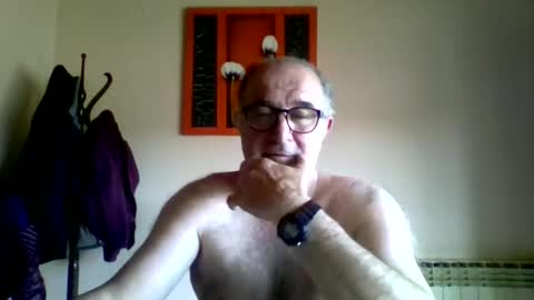 Snapshot of shymmy10 chatting on 04-18-26, 11:14 shymmy10 online show from 04-18-26, 11:14