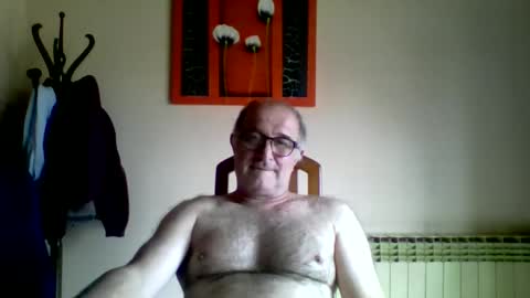 Snapshot of shymmy10 chatting on 05-02-26, 10:31 shymmy10 online show from 05-02-26, 10:31