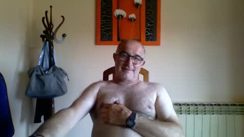 Snapshot of shymmy10 chatting on 05-23-26, 10:30 shymmy10 online show from 05-23-26, 10:30