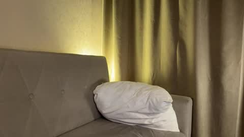 Amelia online show from 03-22-26, 07:17