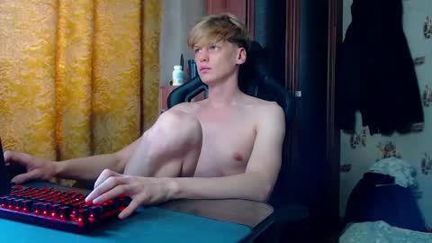 Tom and Betty online show from 04-23-26, 06:36