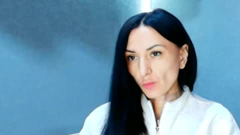 Siaconna online show from 05-16-26, 07:38