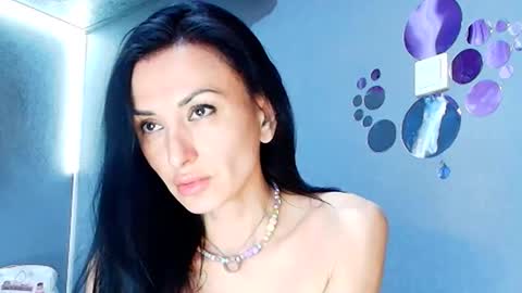 Siaconna online show from 06-06-26, 07:46