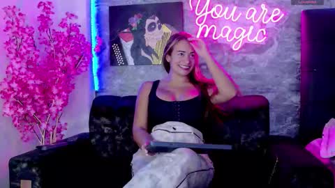 Snapshot of siamarlin chatting on 10-08-25, 09:12 siamarlin online show from 10-08-25, 09:12