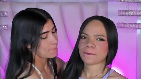 Siara and Zoe tattoo online show from 05-26-26, 11:34