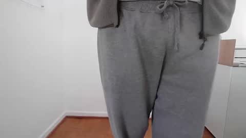 Snapshot of sibeshi chatting on 09-15-25, 01:44 sibeshi online show from 09-15-25, 01:44