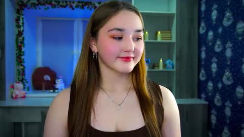 Olivia online show from 11-17-25, 03:29