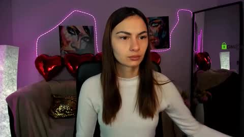 Snapshot of sicilia_shine chatting on 02-07-26, 10:19 silicia online show from 02-07-26, 10:19