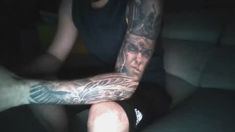 Snapshot of sick_93 chatting on 06-10-26, 01:06 James777 online show from 06-10-26, 01:06