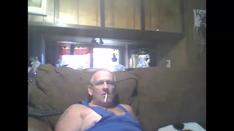 Snapshot of sickone6669947170 chatting on 05-13-26, 10:38 Bill online show from 05-13-26, 10:38