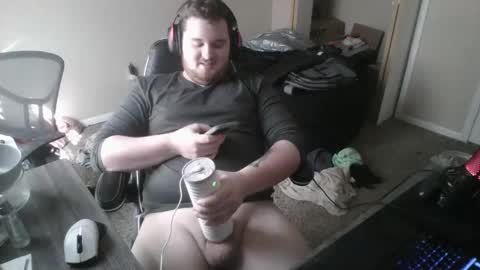 Snapshot of sideswitch chatting on 02-23-25, 08:11 sideswitch online show from 02-23-25, 08:11