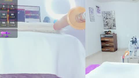 Snapshot of sieena_ chatting on 06-13-26, 09:07 Sieena online show from 06-13-26, 09:07