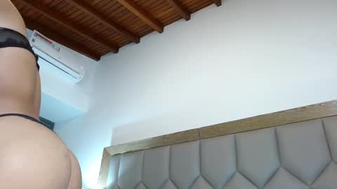 SIENA STONE online show from 01-17-25, 07:49