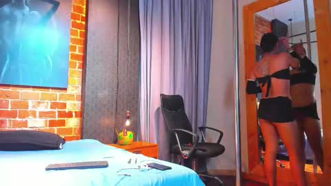 SinnaDark online show from 03-25-26, 11:27