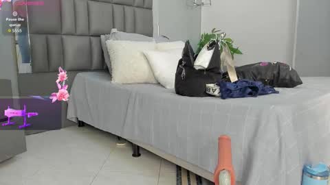 Keira online show from 01-12-26, 11:37