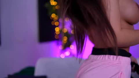 Sienna online show from 04-18-26, 10:08