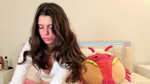 Snapshot of siensky chatting on 02-10-26, 02:04 Sienna online show from 02-10-26, 02:04