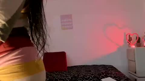 sierra_violet online show from 02-18-25, 05:42