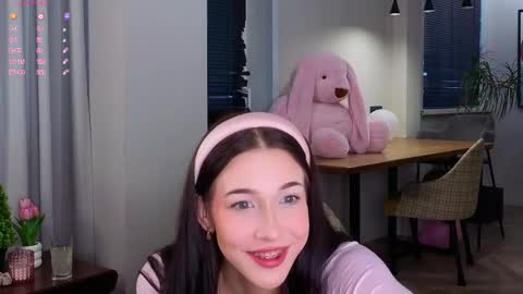 Eva  online show from 03-17-26, 11:24