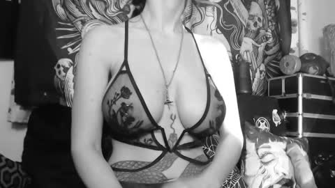 Snapshot of silentmary chatting on 05-08-26, 10:26 Allmylinkssilentmary666 online show from 05-08-26, 10:26