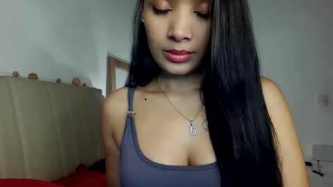 Snapshot of silk_diva chatting on 05-01-26, 05:12 maria online show from 05-01-26, 05:12
