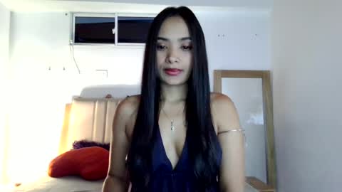Snapshot of silk_diva chatting on 06-15-26, 04:58 maria online show from 06-15-26, 04:58