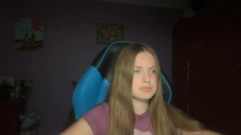 Erica online show from 03-31-26, 06:19