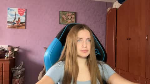 Erica online show from 04-01-26, 07:09